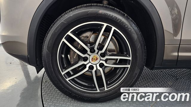 Porsche Cayenne 2016 — photo 5