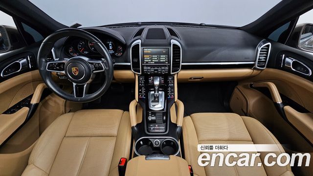 Porsche Cayenne 2016 — photo 7