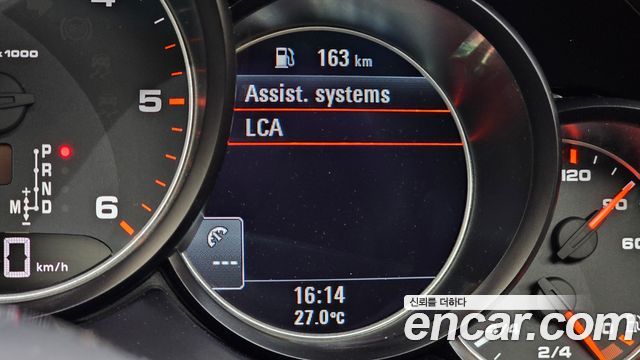 Porsche Cayenne 2016 — photo 18