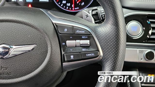 Genesis G70 2018 — photo 22