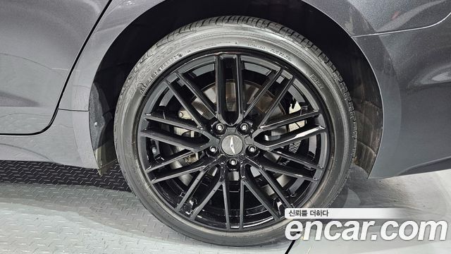 Genesis G70 2018 — photo 7
