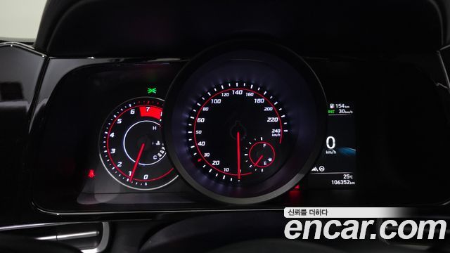 Hyundai AVANTE 2021 — photo 11