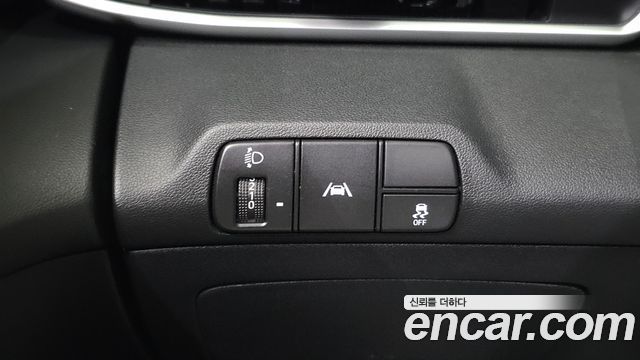 Hyundai AVANTE 2021 — photo 20