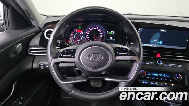 Hyundai AVANTE 2021 — photo 21