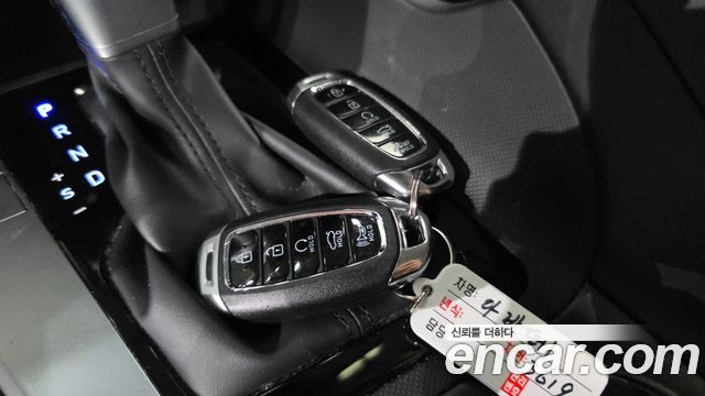 Hyundai AVANTE 2021 — photo 26