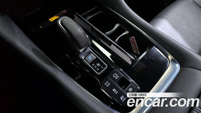 Toyota Alphard 2024 — photo 9
