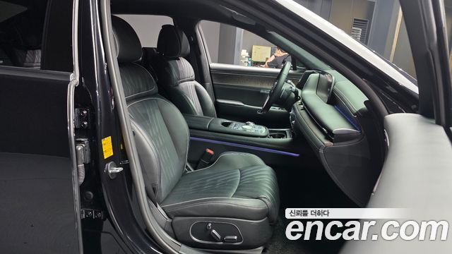 Genesis G90 2023 — photo 17