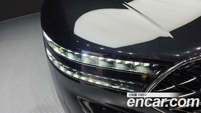 Genesis G90 2023 — photo 8