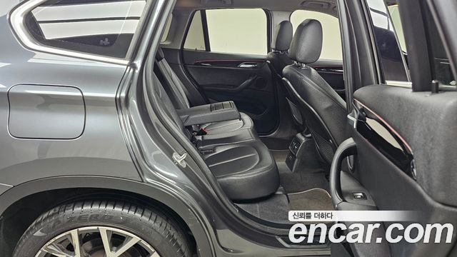 BMW X1 2022 — photo 12