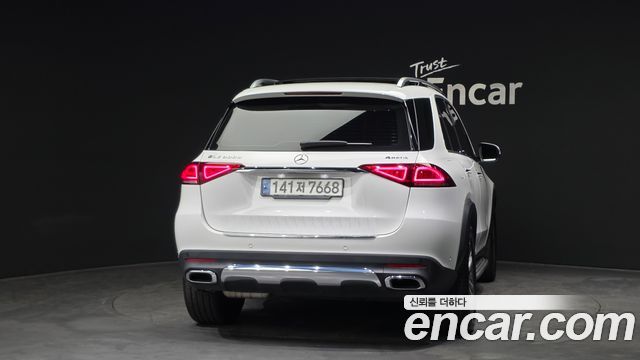 Mercedes-Benz GLE-Class 2021 — photo 4