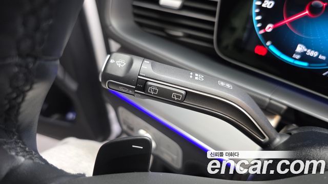 Mercedes-Benz GLE-Class 2021 — photo 13