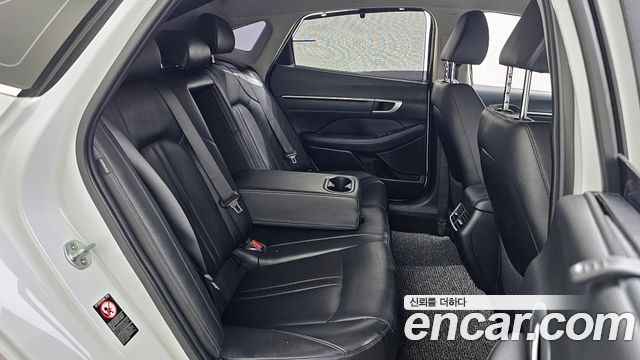 Hyundai Sonata 2020 — photo 18