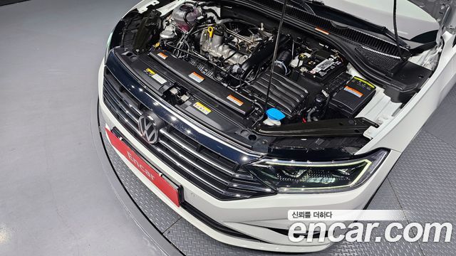 Volkswagen Jetta 2021 — photo 6