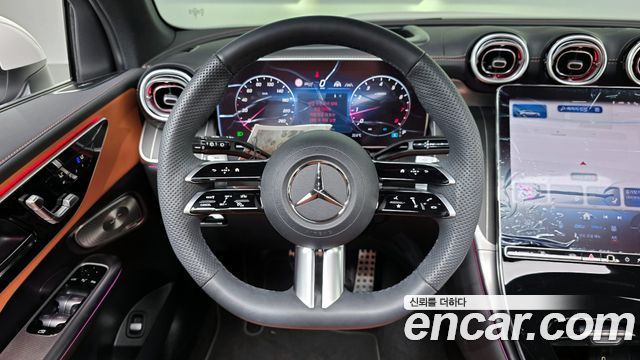Mercedes-Benz GLC-Class 2026 — photo 19