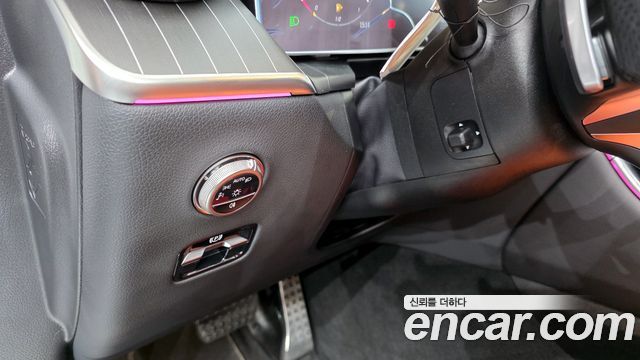 Mercedes-Benz GLC-Class 2026 — photo 25
