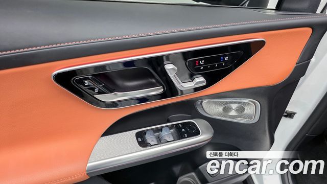 Mercedes-Benz GLC-Class 2026 — photo 27