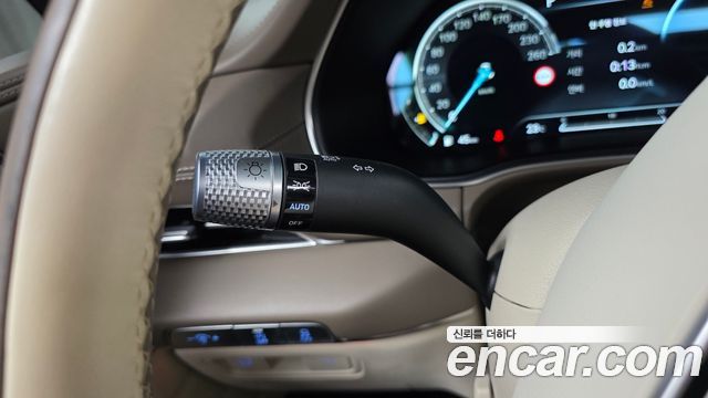 Genesis GV80 2022 — photo 25