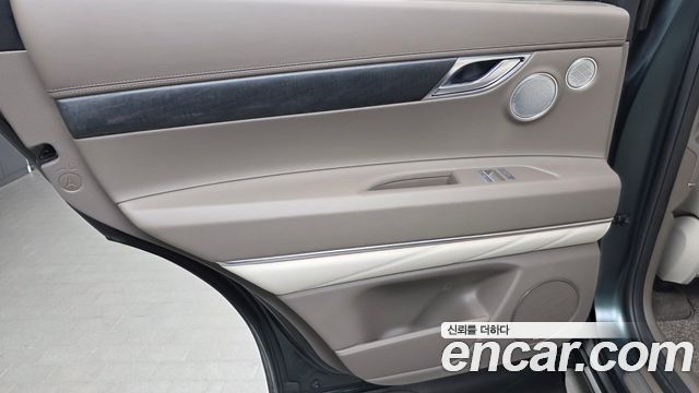 Genesis GV80 2022 — photo 15