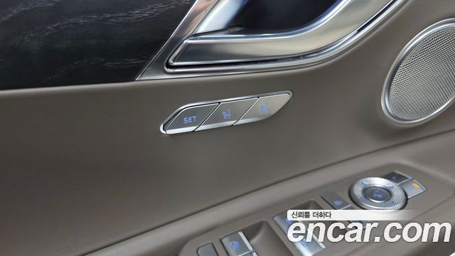 Genesis GV80 2022 — photo 27