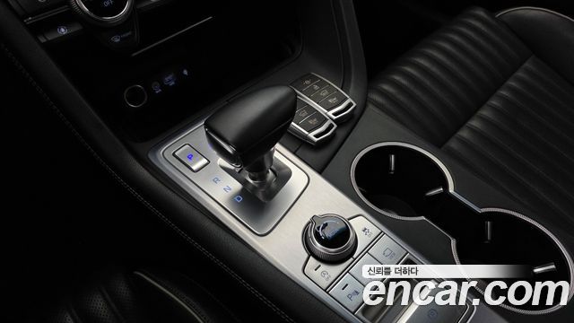 Genesis G70 2019 — photo 12