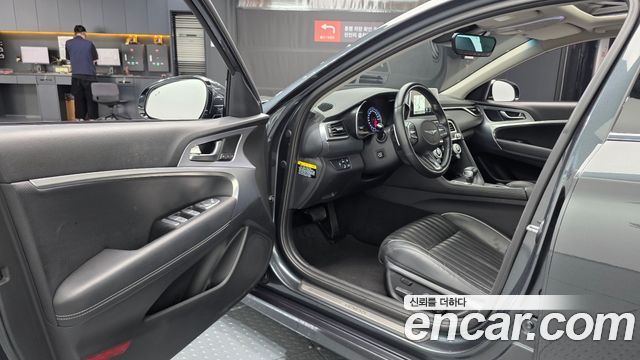 Genesis G70 2019 — photo 13