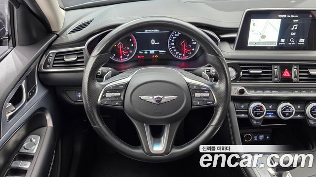 Genesis G70 2019 — photo 19