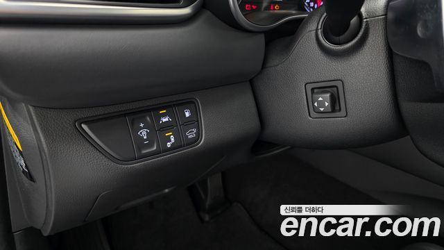 Genesis G70 2019 — photo 24
