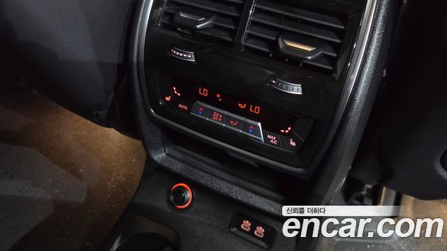 BMW X7 2024 — photo 36