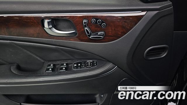 Hyundai Equus 2014 — photo 16