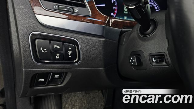 Hyundai Equus 2014 — photo 18