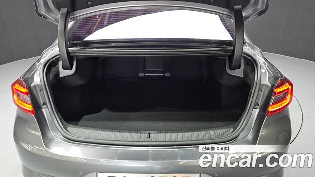 Renault Korea SM6 2016 — photo 21