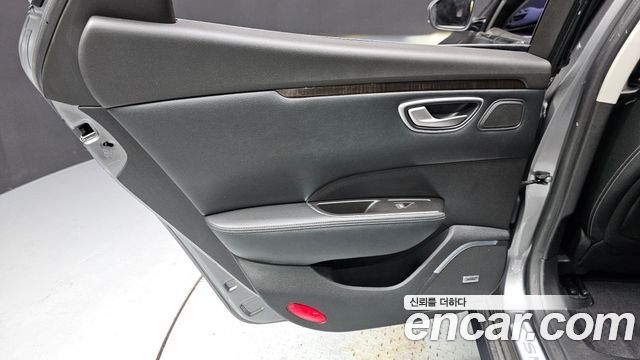 Renault Korea SM6 2016 — photo 15