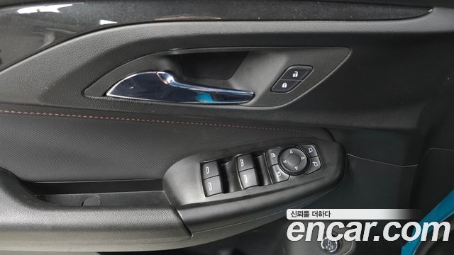 Chevrolet Korea Trailblazer 2022 — photo 23