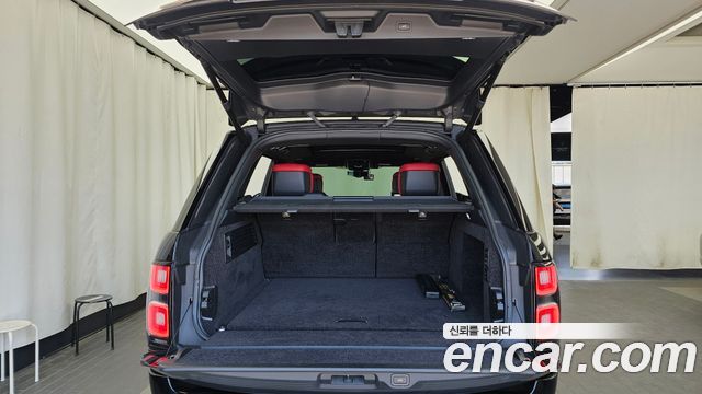 Land Rover Range Rover 2019 — photo 26
