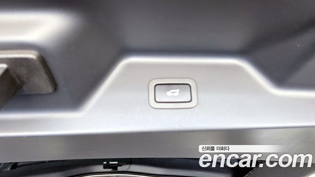 Land Rover Range Rover 2019 — photo 34