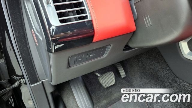 Land Rover Range Rover 2019 — photo 35