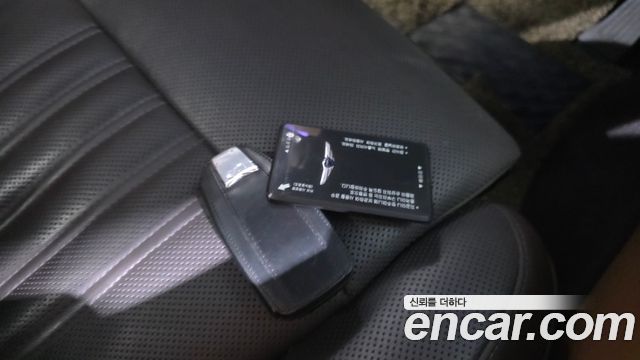 Genesis G90 2021 — photo 22