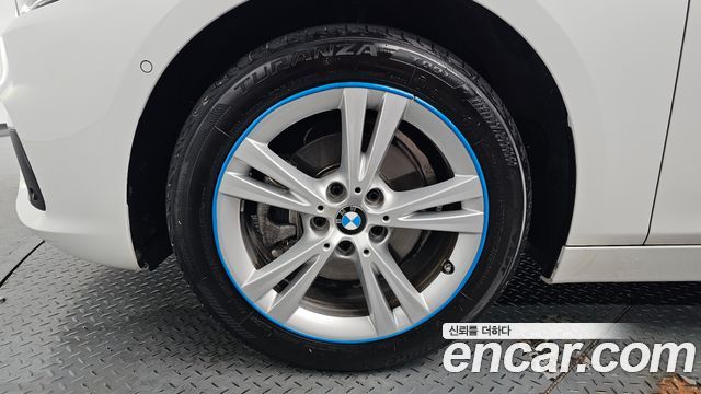 BMW 2-Series 2018 — photo 5