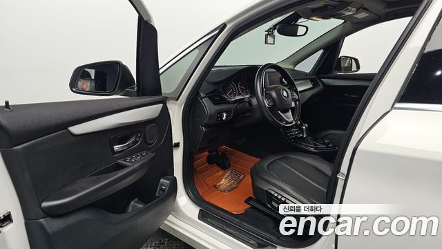 BMW 2-Series 2018 — photo 13