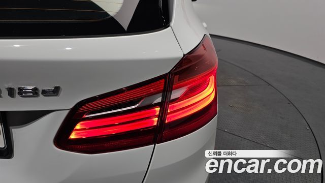 BMW 2-Series 2018 — photo 9