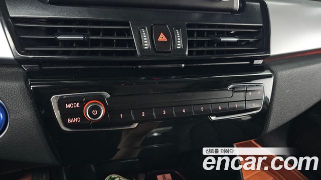 BMW 2-Series 2018 — photo 29