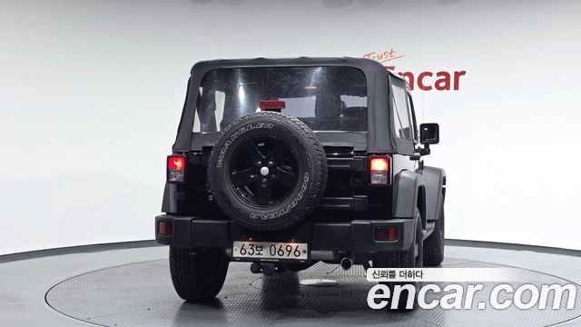 Jeep Wrangler 2016 — photo 4