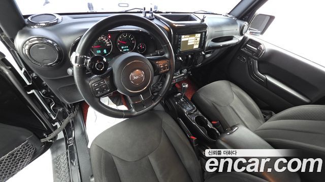 Jeep Wrangler 2016 — photo 7