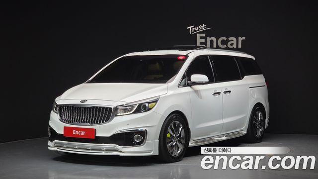 Kia Canival 2017 — photo 1