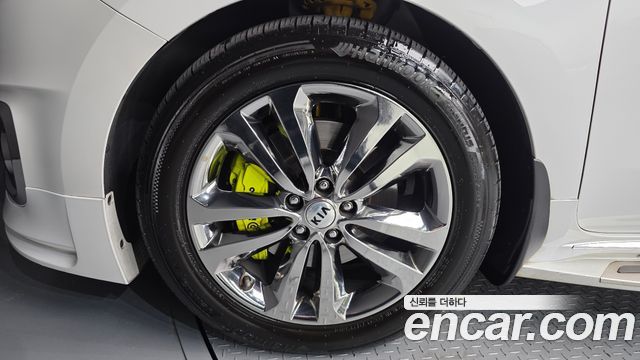 Kia Canival 2017 — photo 5