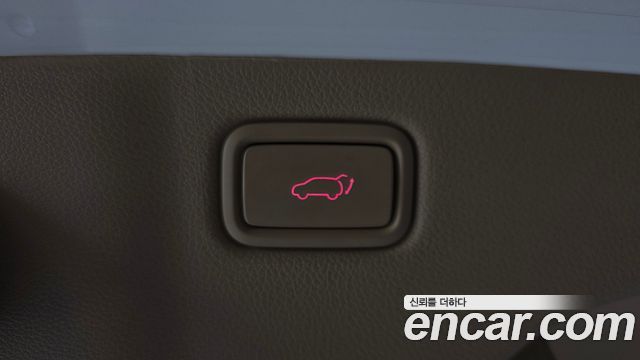 Kia Canival 2017 — photo 22