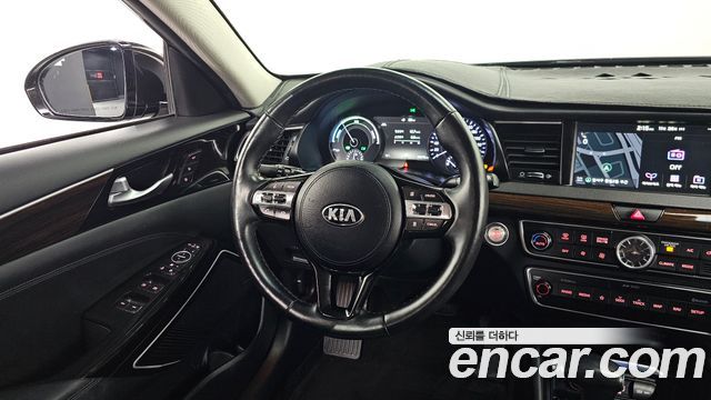 Kia K7 2018 — photo 12