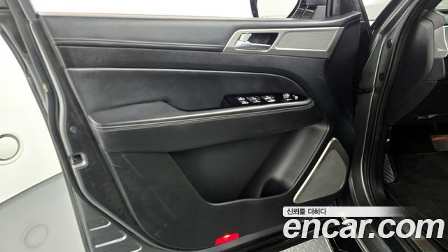 KG Mobility Rexton 2019 — photo 14