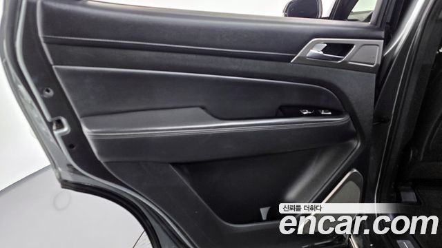 KG Mobility Rexton 2019 — photo 15