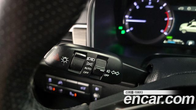 KG Mobility Rexton 2019 — photo 35